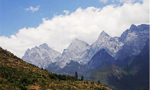 香格里拉旅游攻略几月份去最好_香格里拉旅游攻略几月份去最好呢